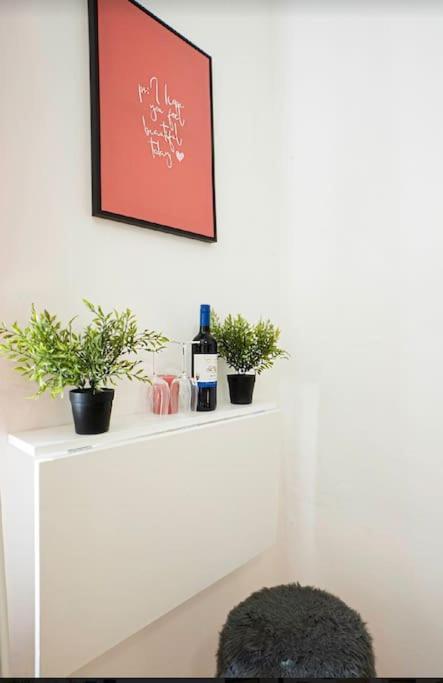 וינה Cozy Flat - 10Min To City Center ! מראה חיצוני תמונה