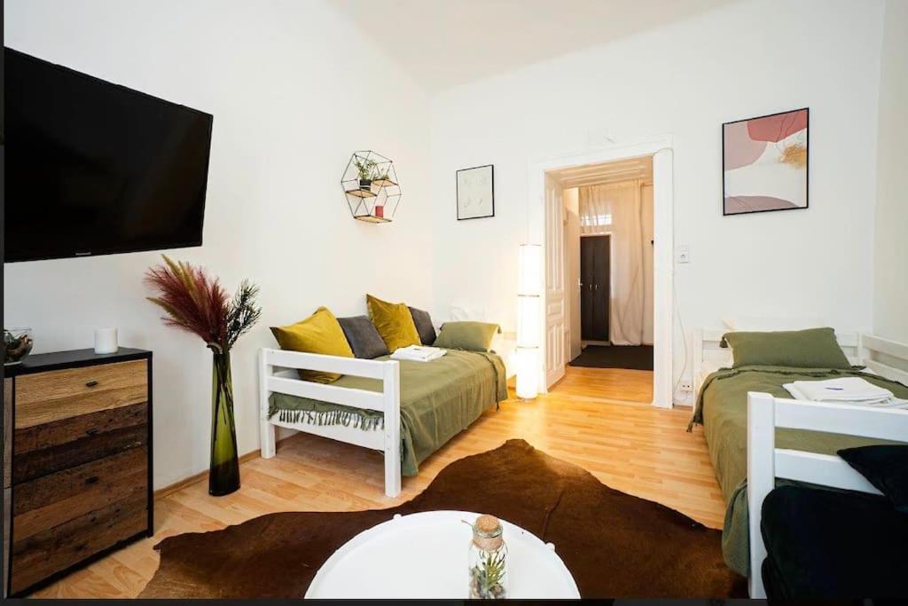 וינה Cozy Flat - 10Min To City Center ! מראה חיצוני תמונה